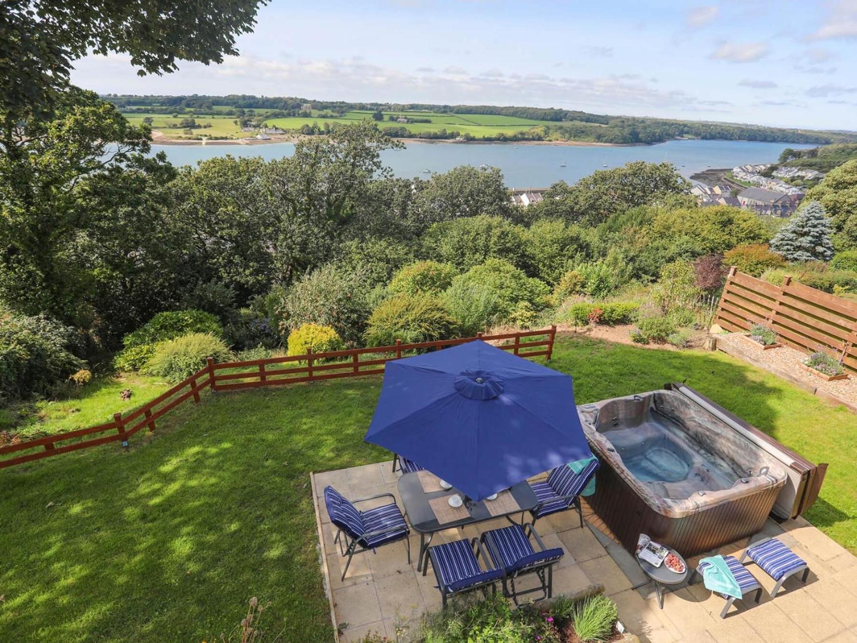 Gwylan Uchaf Villa Y Felinheli ภายนอก รูปภาพ